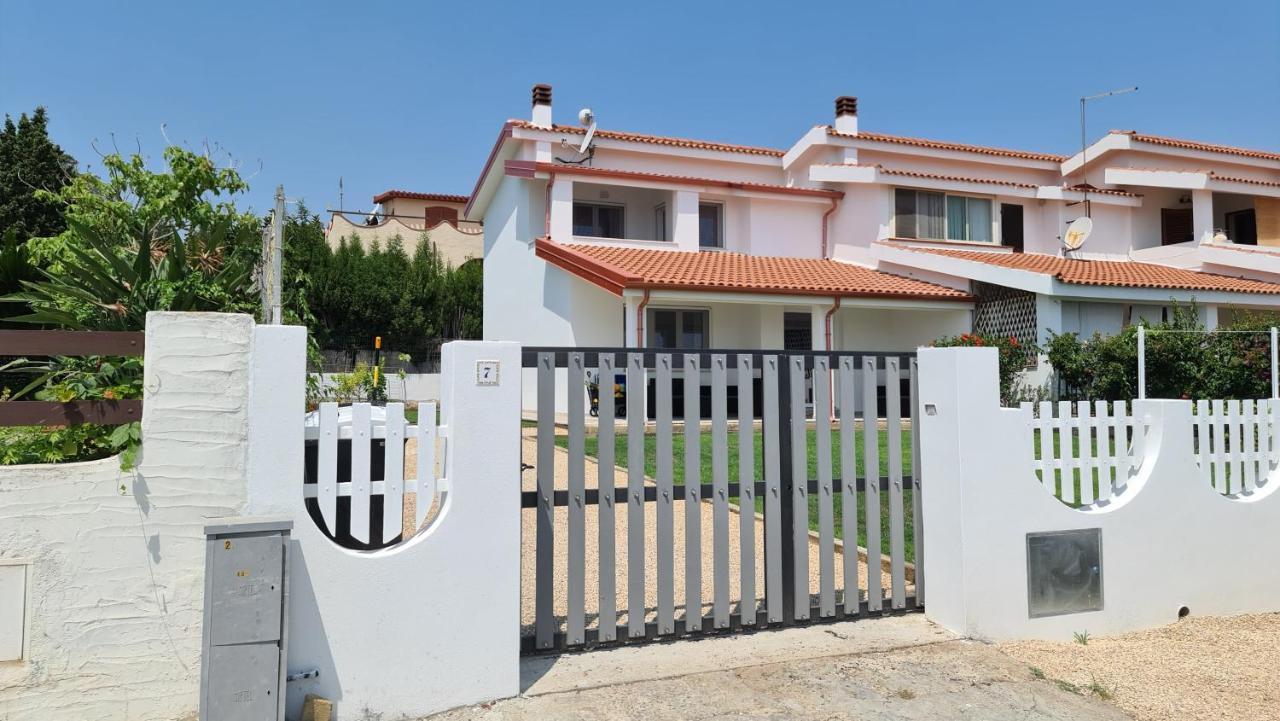 Villa Bettina Sarroch Exterior foto